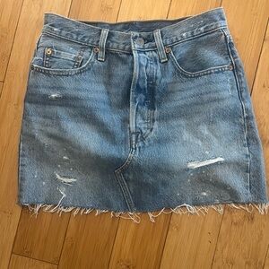 Levi’s denim mini skirt